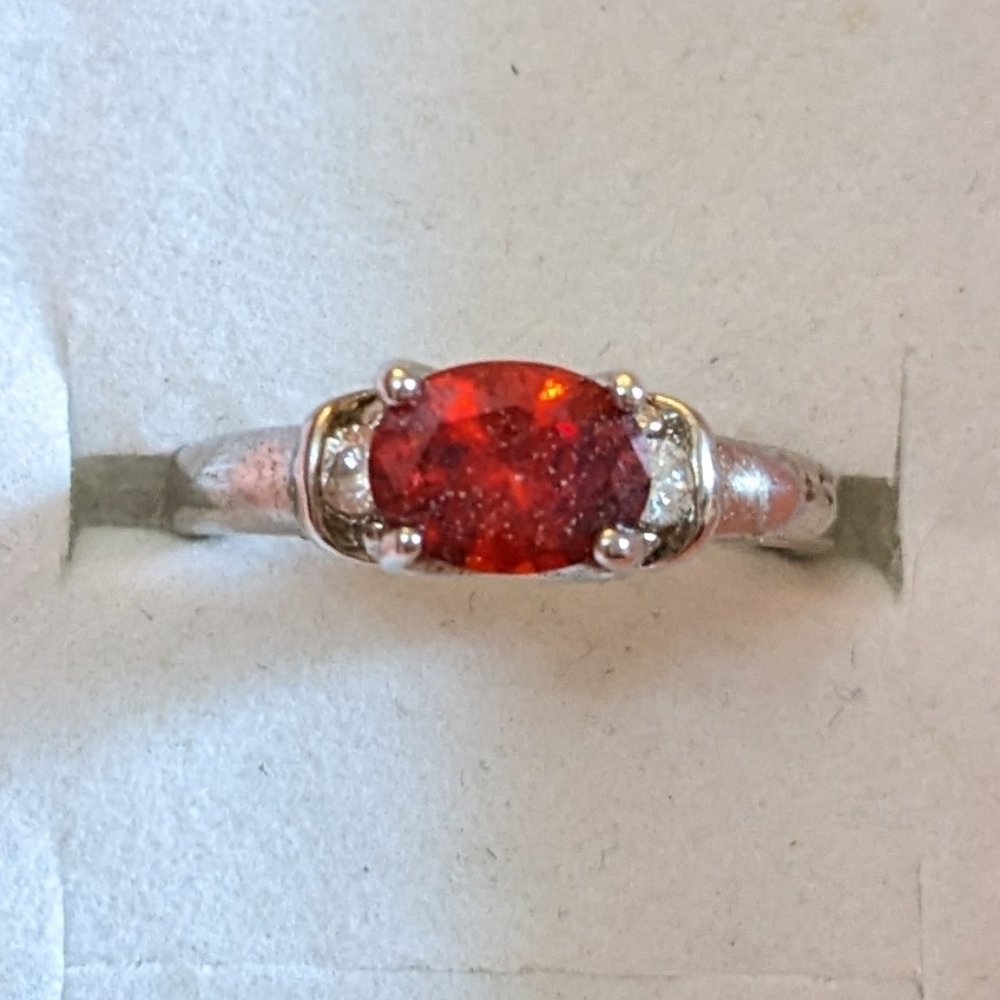 Elegant Silver and Red Gemstone Ring, T1B8F